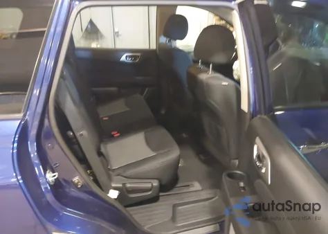 2017 Nissan Pathfinder S из США, поврежденный, VIN 5N1DR2MMXHC635023